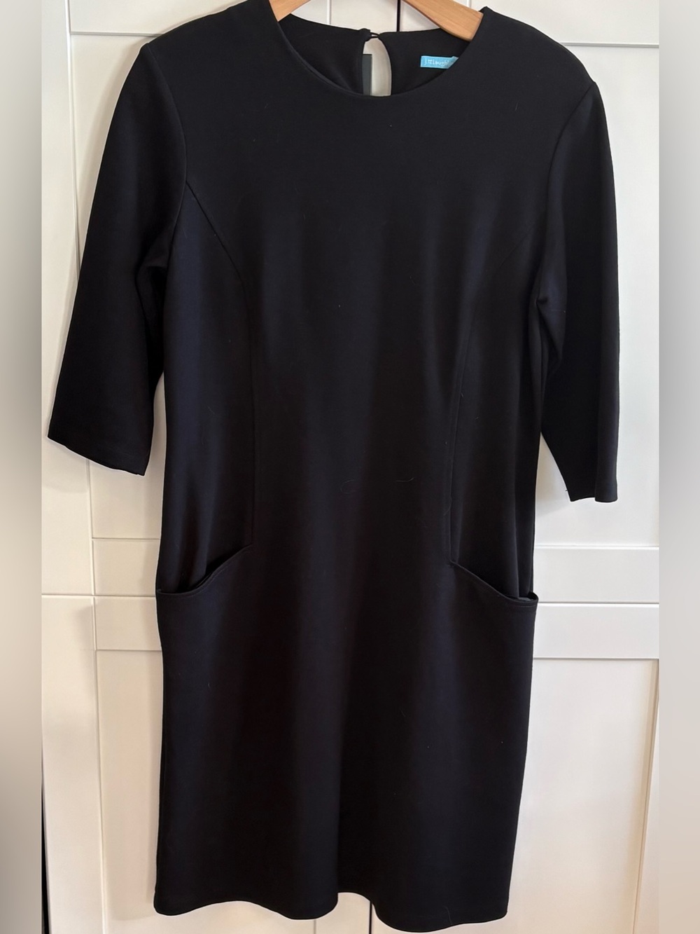 J. McLaughlin MEDIUM BLACK PONTE SHIFT DRESS W/ POCKETS EXCELLENT PRE-OWN